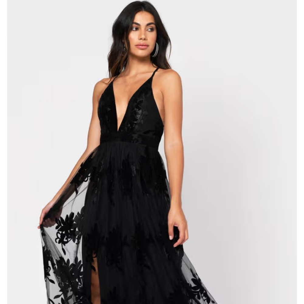 Tobi Black Plunging Floral Maxi Dress